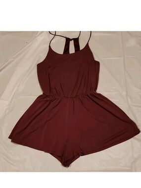 Women’s Sleeveless Burgundy Romper with Elastic Waist